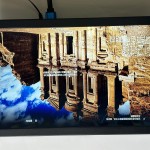 8 monitor kecerahan tinggi inci